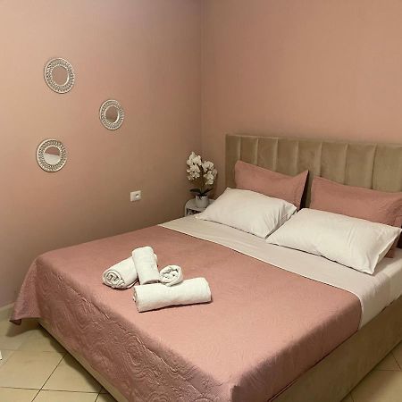 Tirana City Center Apartments Esterno foto