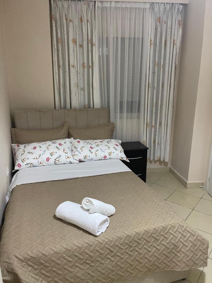 Tirana City Center Apartments Esterno foto